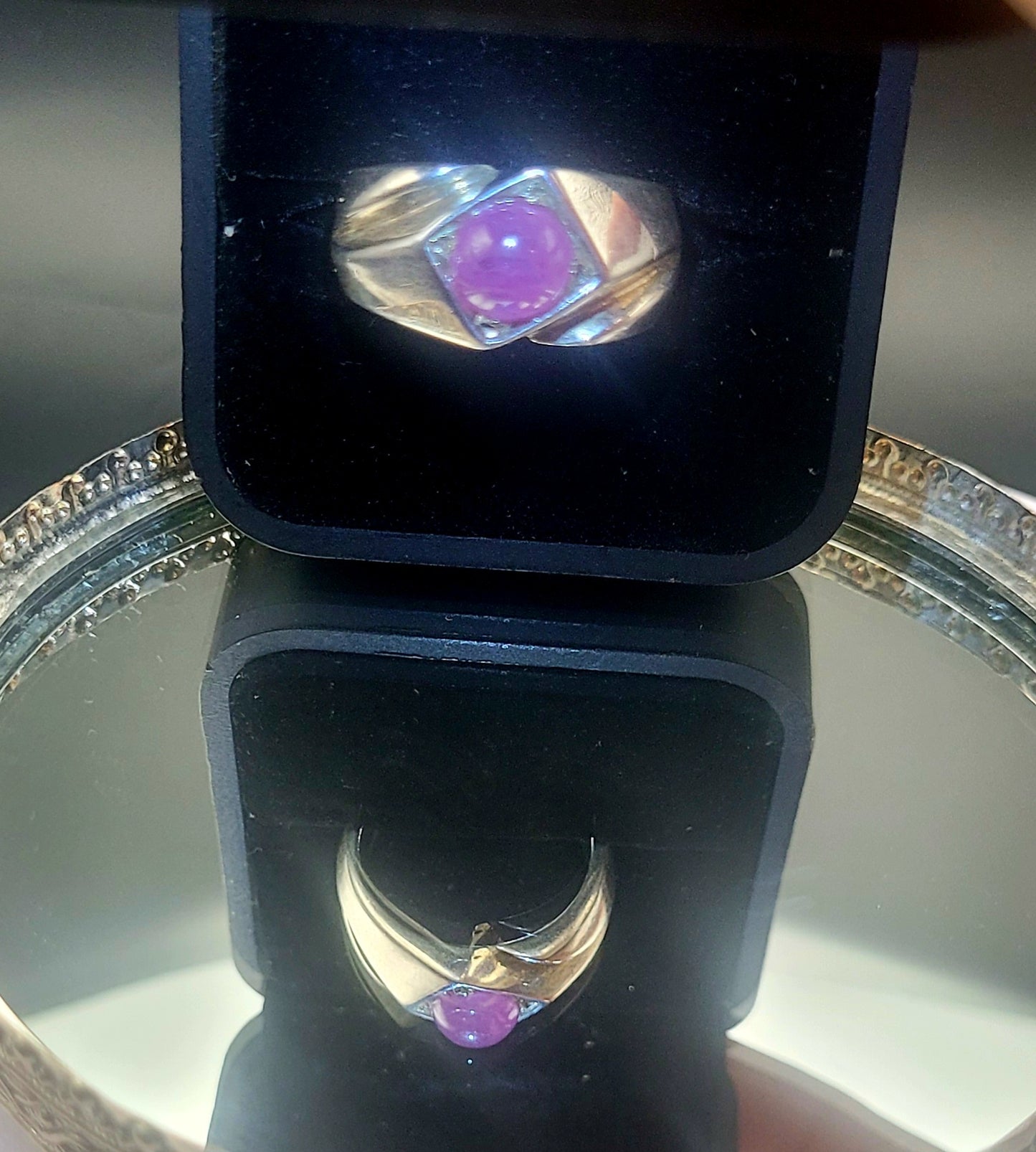 Bague en argent avec rubis naturel du Cachemire đź’Ť