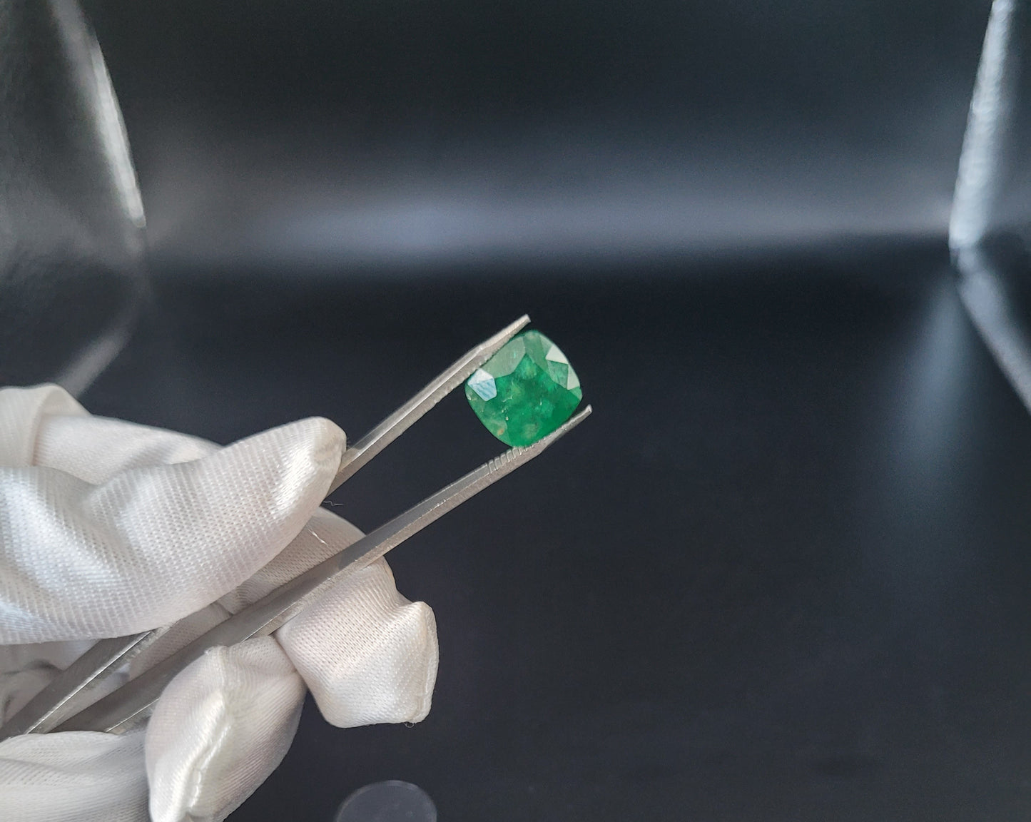 Emerald from swat 6.42 ct