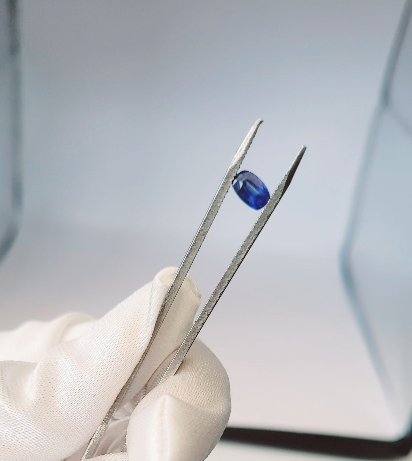 Kashmir sapphire blue 0.70 carat