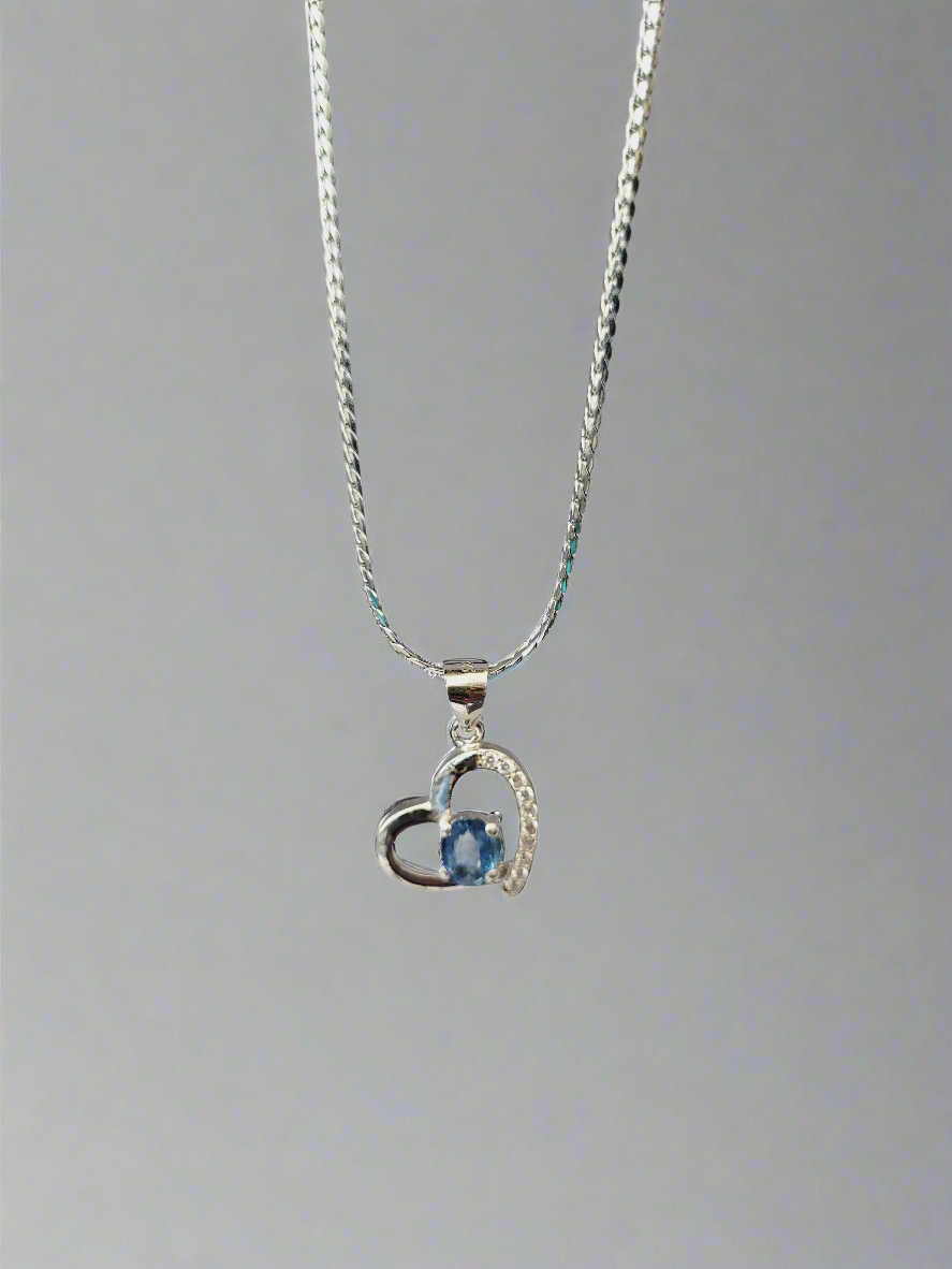 Necklace Natural Ceylon blue Sapphire Mounted Heart necklace