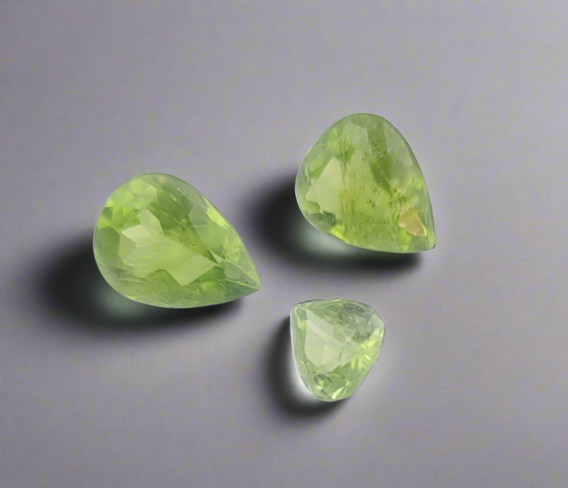 Atemberaubende 3-teilige Peridots