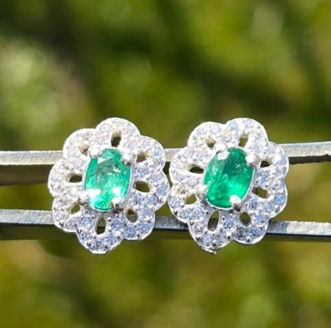 Stunning Natural Emerald 3 carat studs
