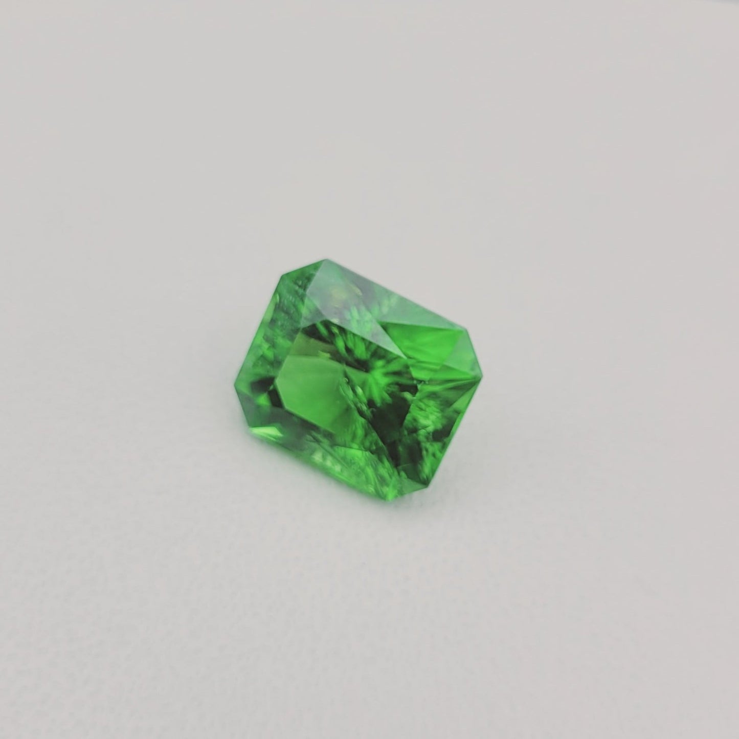 Stunning Peridot 10.43 carat