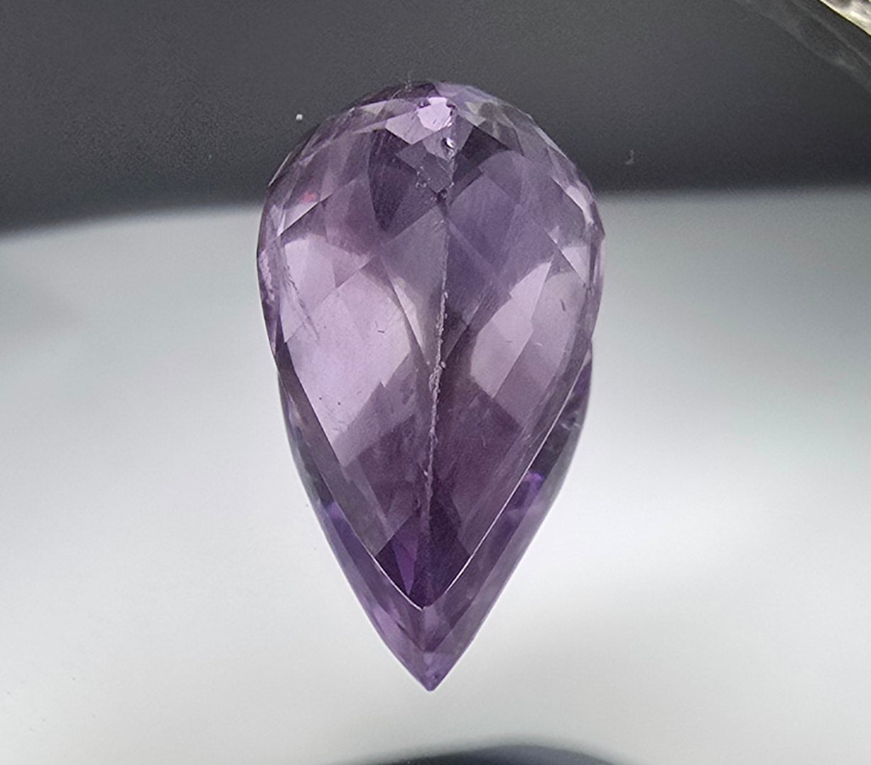 Améthyste d'Afghanistan 10,75 carats