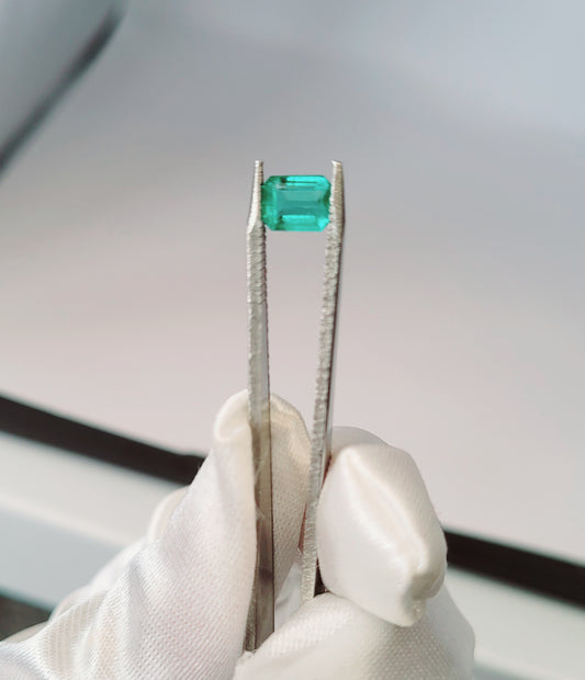 Stunning Panjshir Emerald  0.90 carat